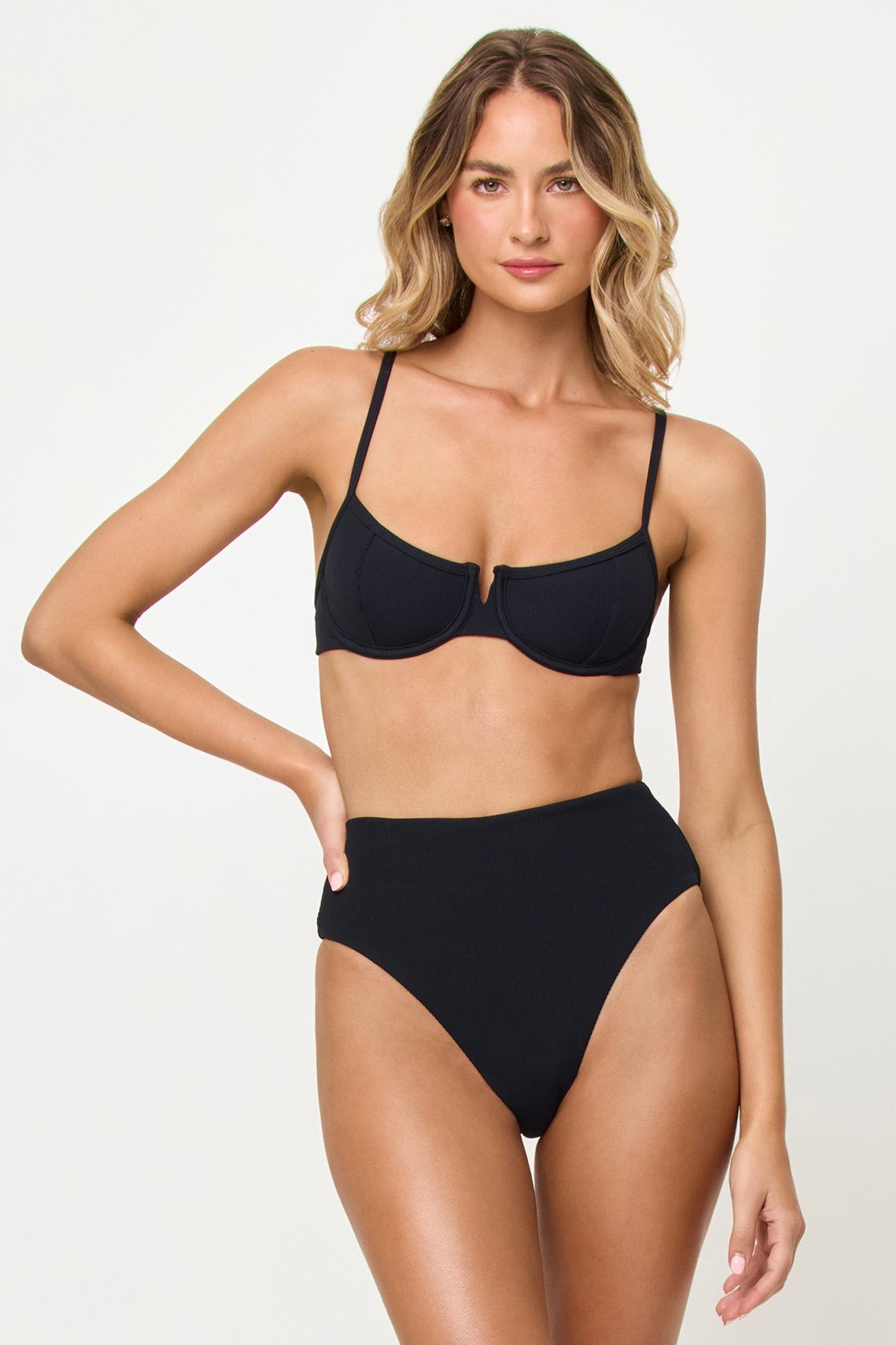 Hunter Bikini Top in Black