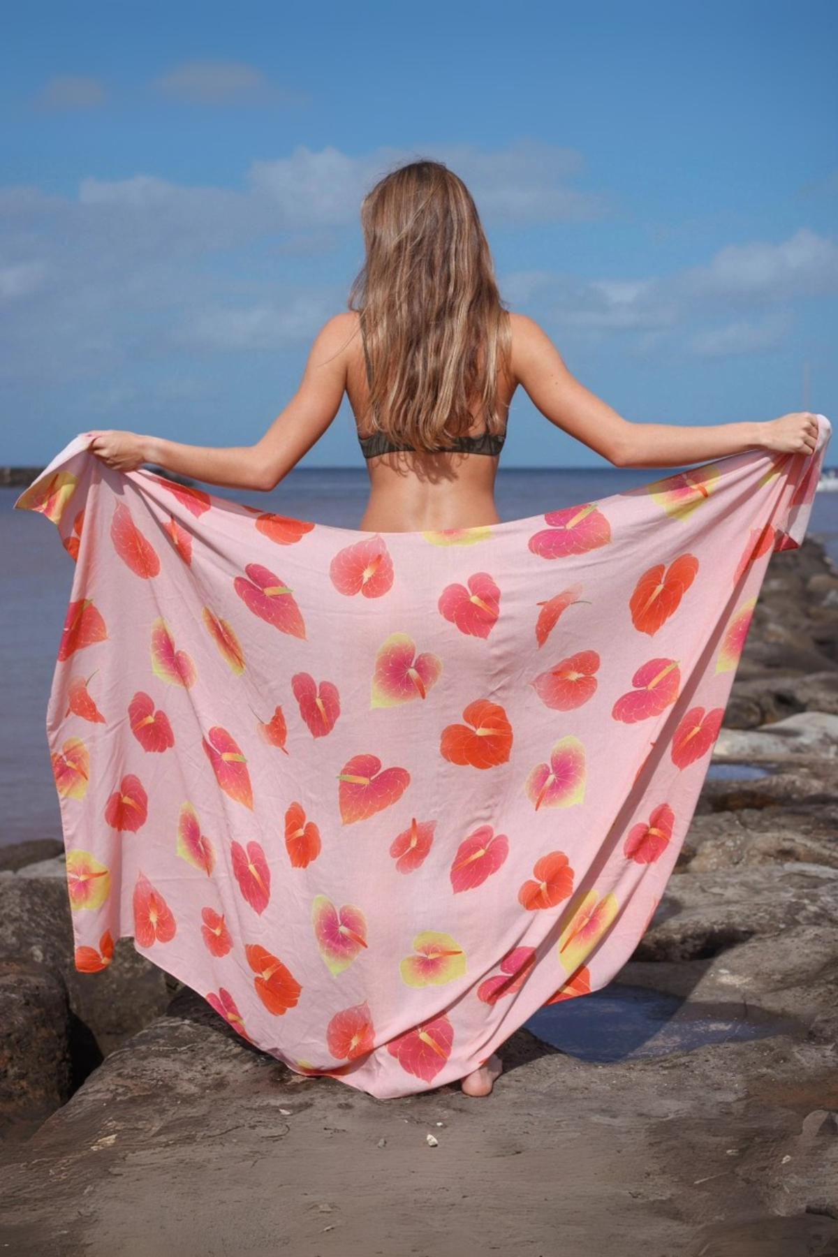 Tag Aloha Pareo in Hilo Anthurium