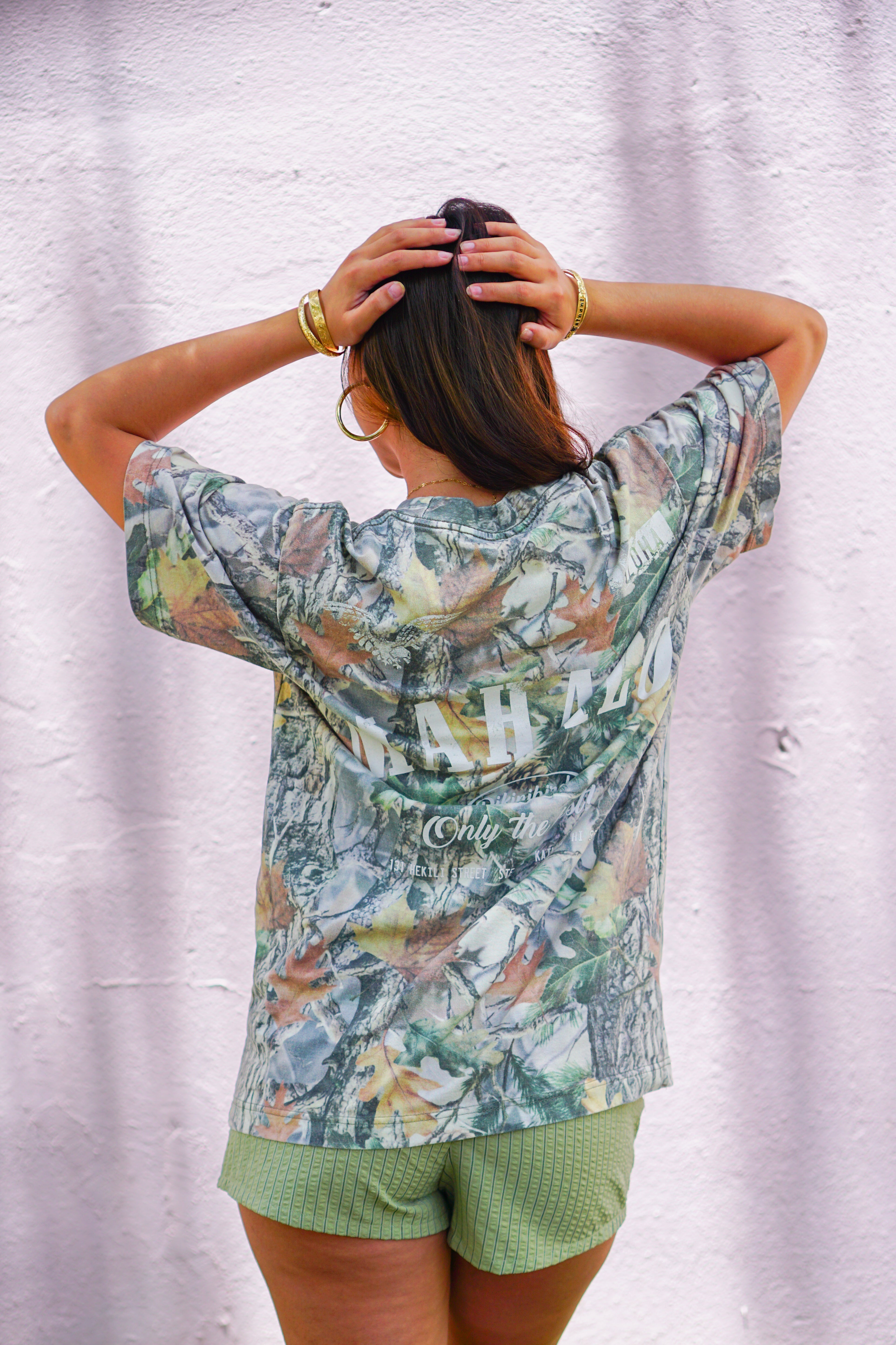 Bikinibird MAHALO MOTO Tee in Real Tree, additional view | Bikinibird