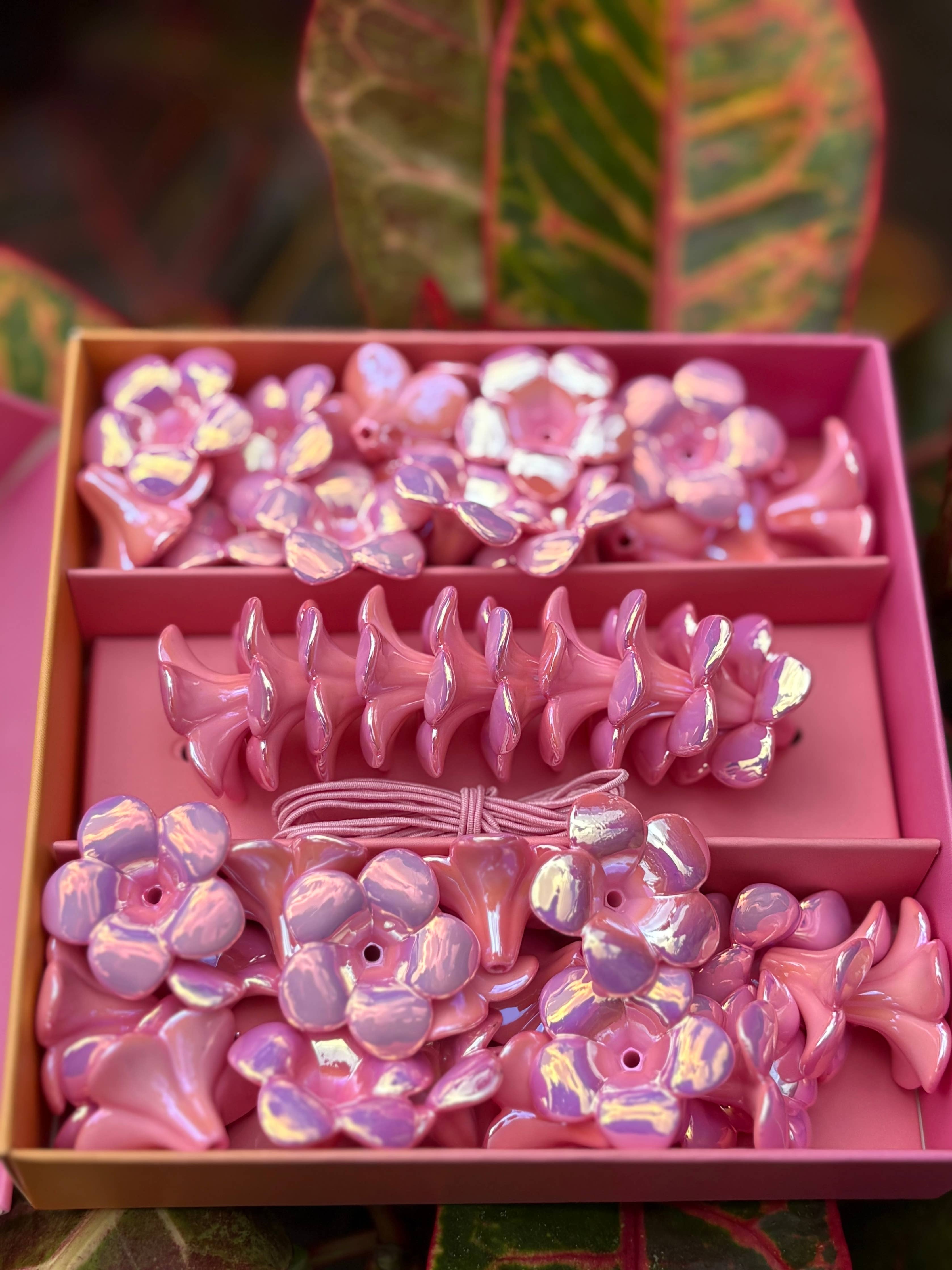 Make Your Own Plumeria Lei: Translucent Yellow