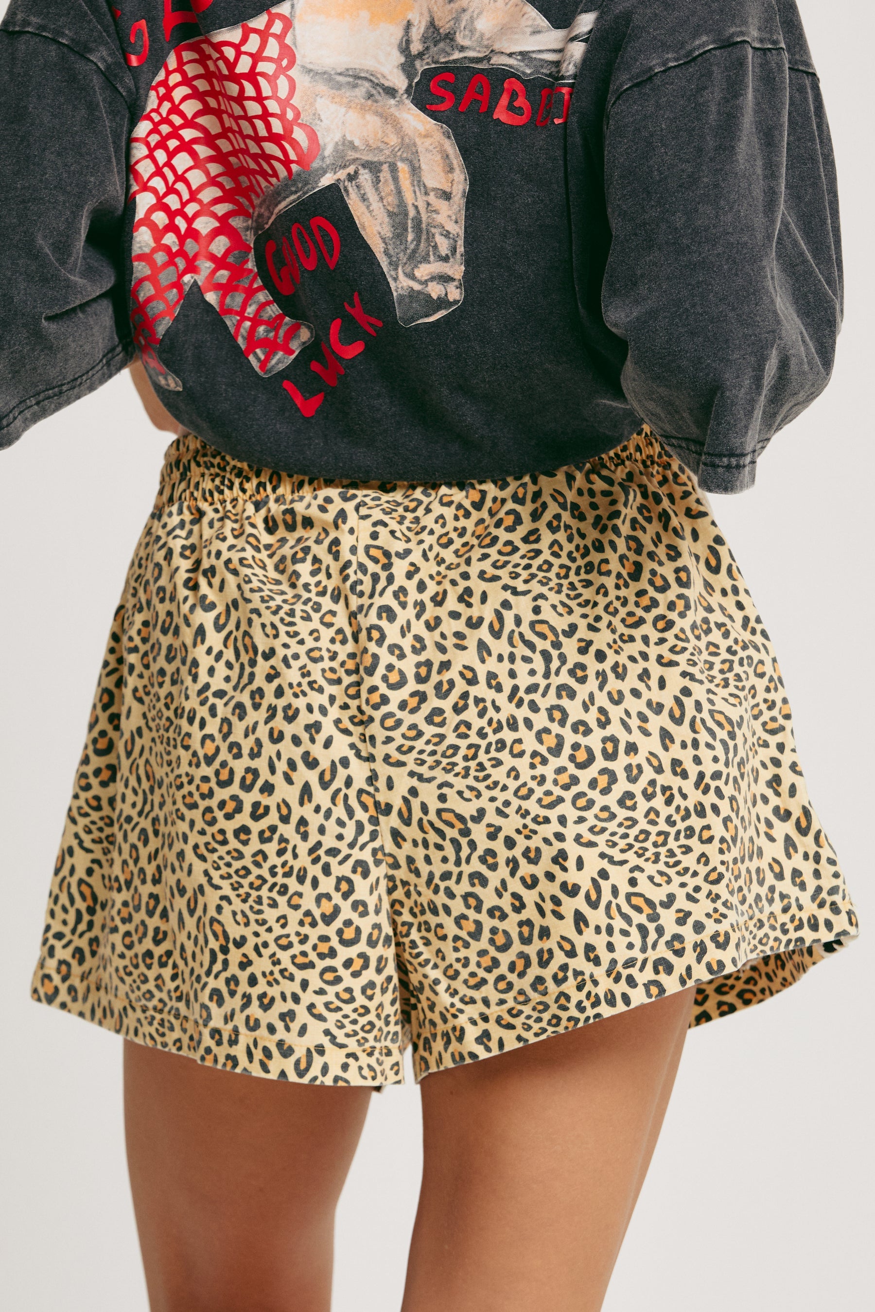 Sabbi The Mini Hearts Drill Shorts