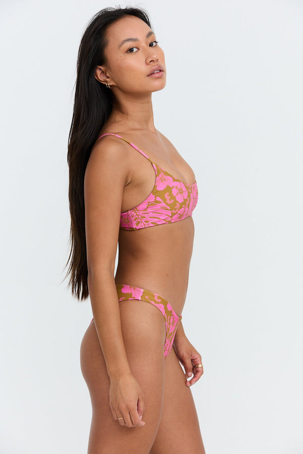 Benoa Swim Babe Top in Naupaka