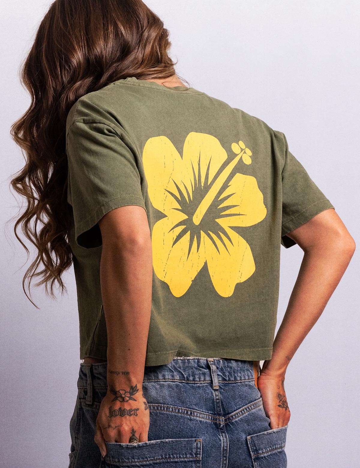 Duvin Oval Flower Crop Tee