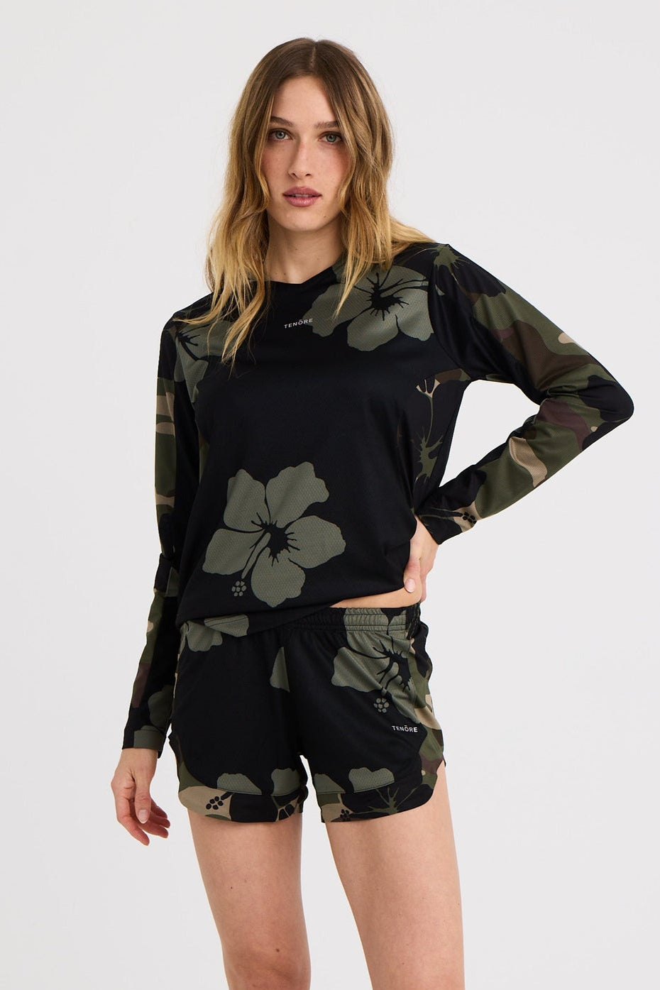 Tenore Football Short in Camo Hibiscus
