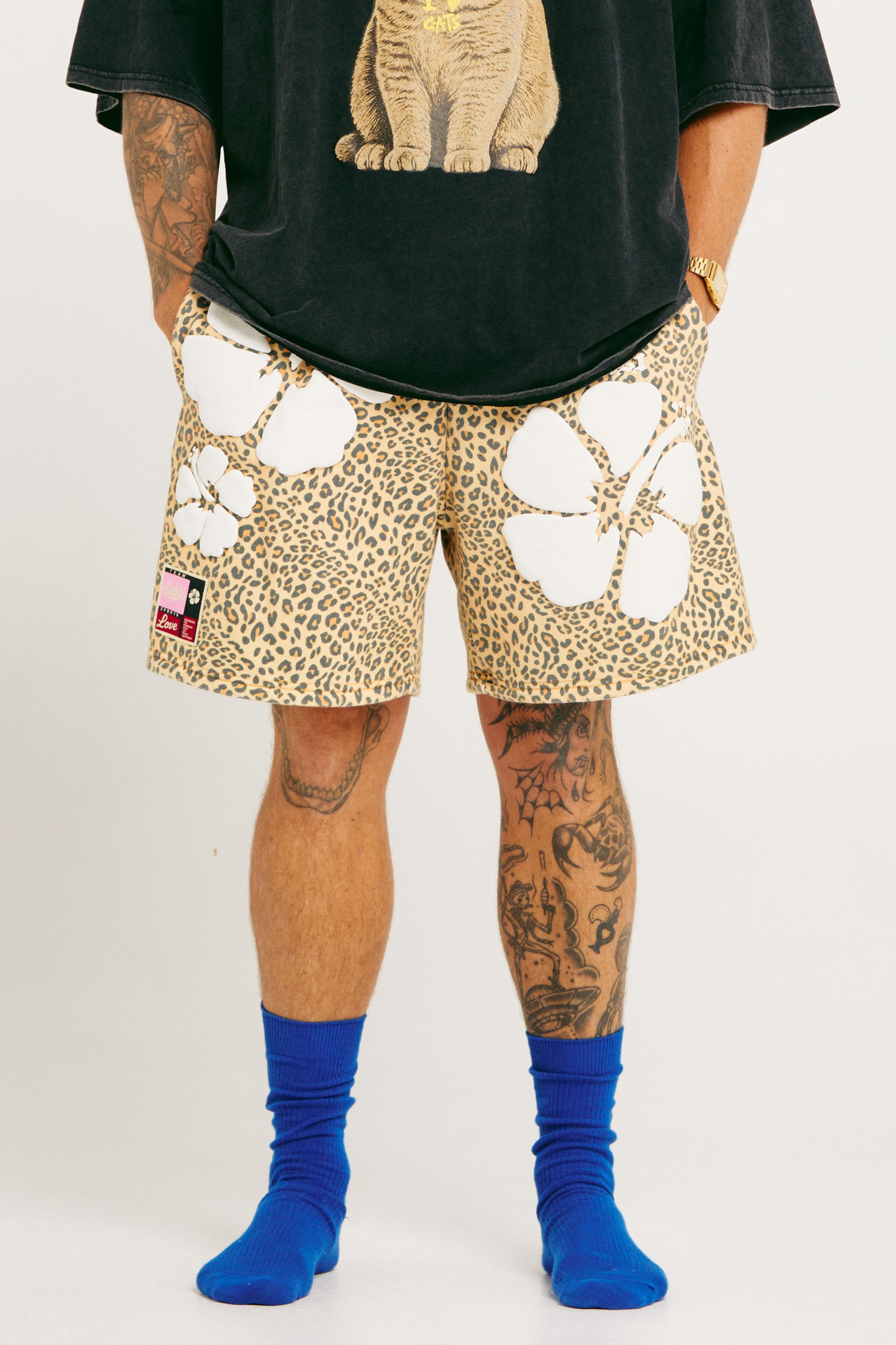 Sabbi The Happy Hibiscus Shorts