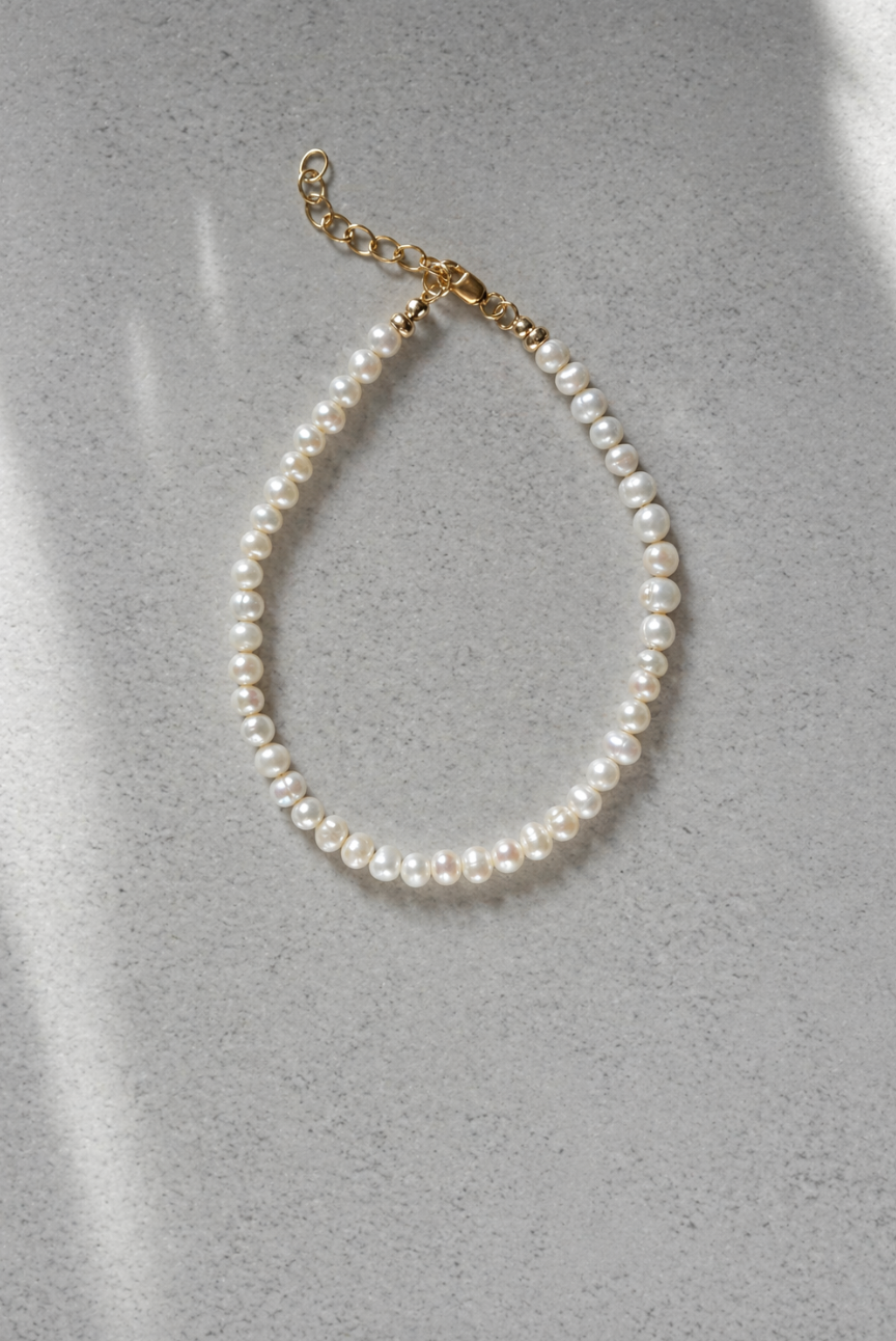 Classic Freshwater Bracelet