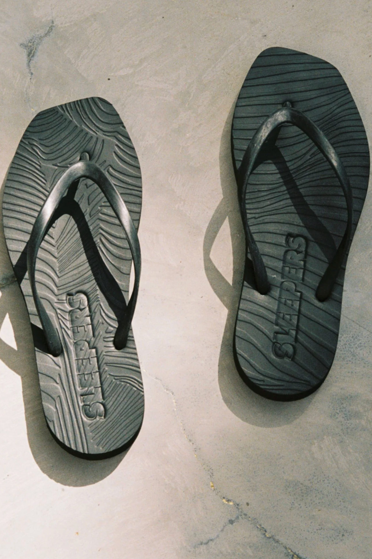 Sleepers Tapered Flip Flop in Black