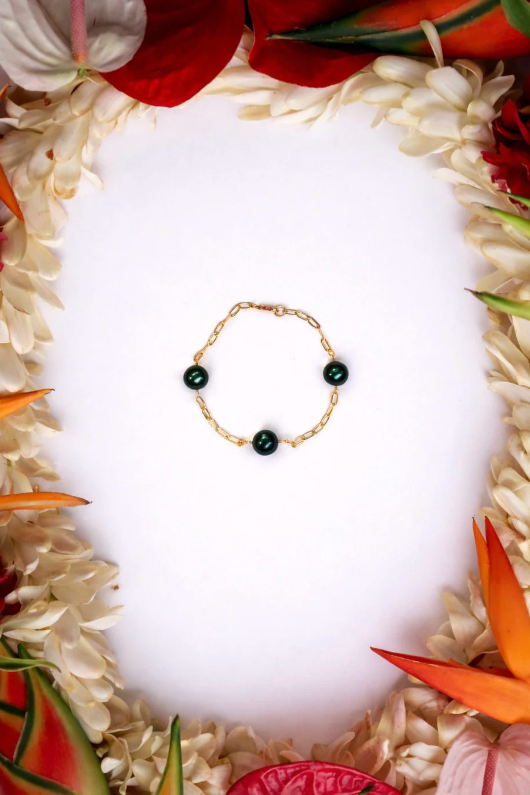 Shop Tats Scatter Pearl Paperclip Bracelet
