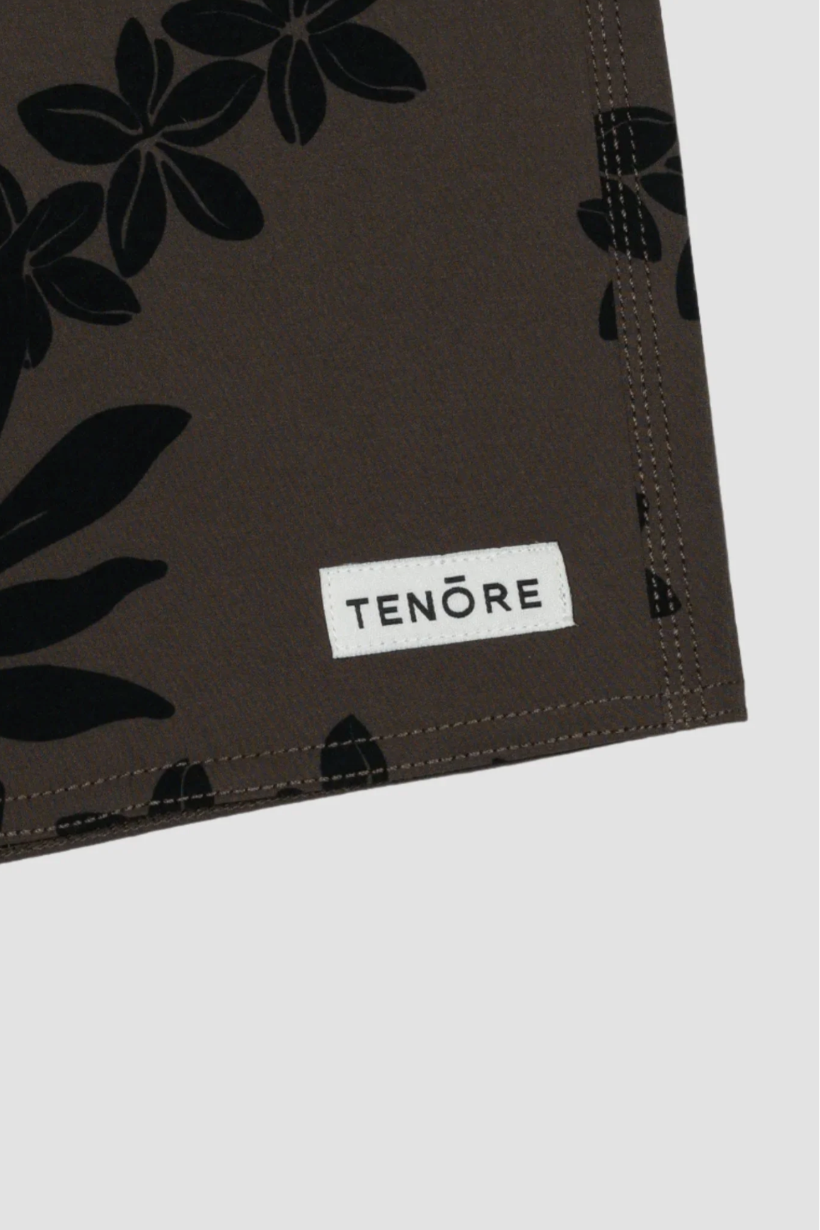Tenore Print Classic Boardshort 18.5" in Bark