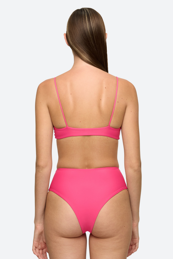 Mikoh Kaloko 2 Bikini Top in Petal