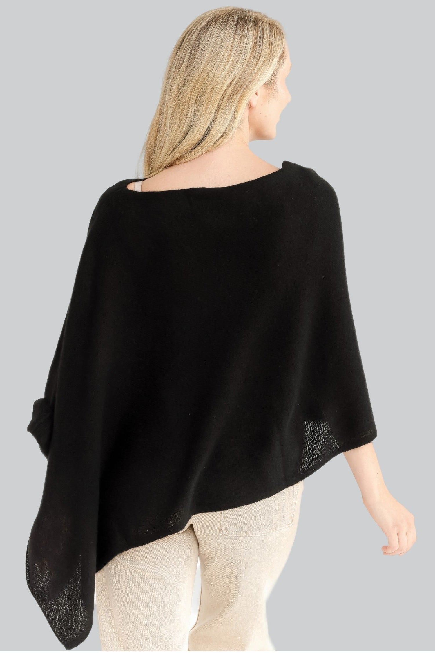 Alashan Cashmere Dress Topper in Ebony