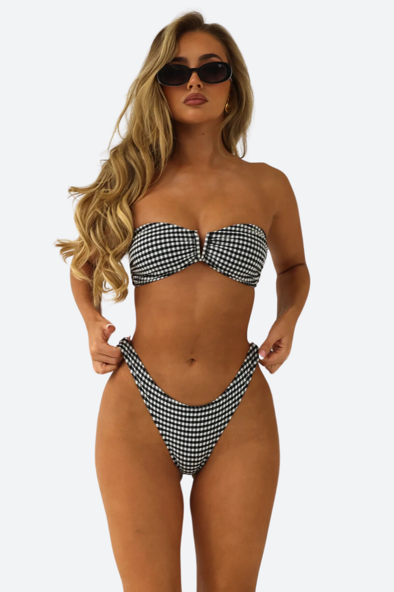 Kulani Kinis Vintage V Bikini Bottom in Sugar and Spice